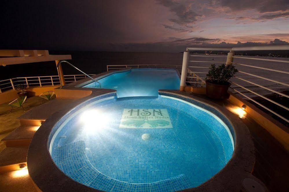 Hotel Suites Nadia Бусериас Экстерьер фото